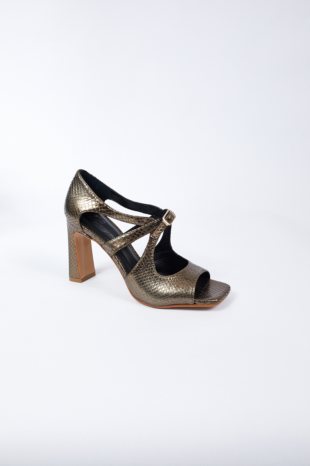 SANDALIA ESCAMADA BRONCE